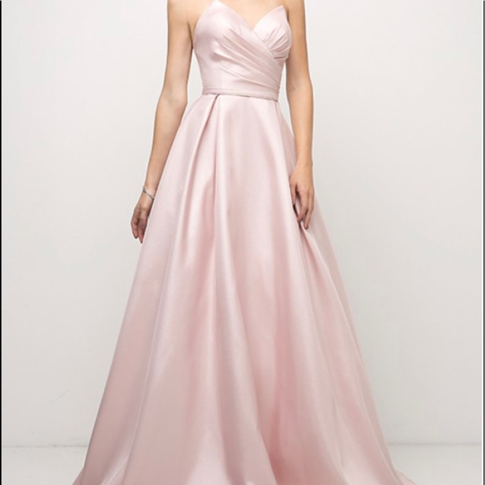 Prom dress - Picture 3 of 3